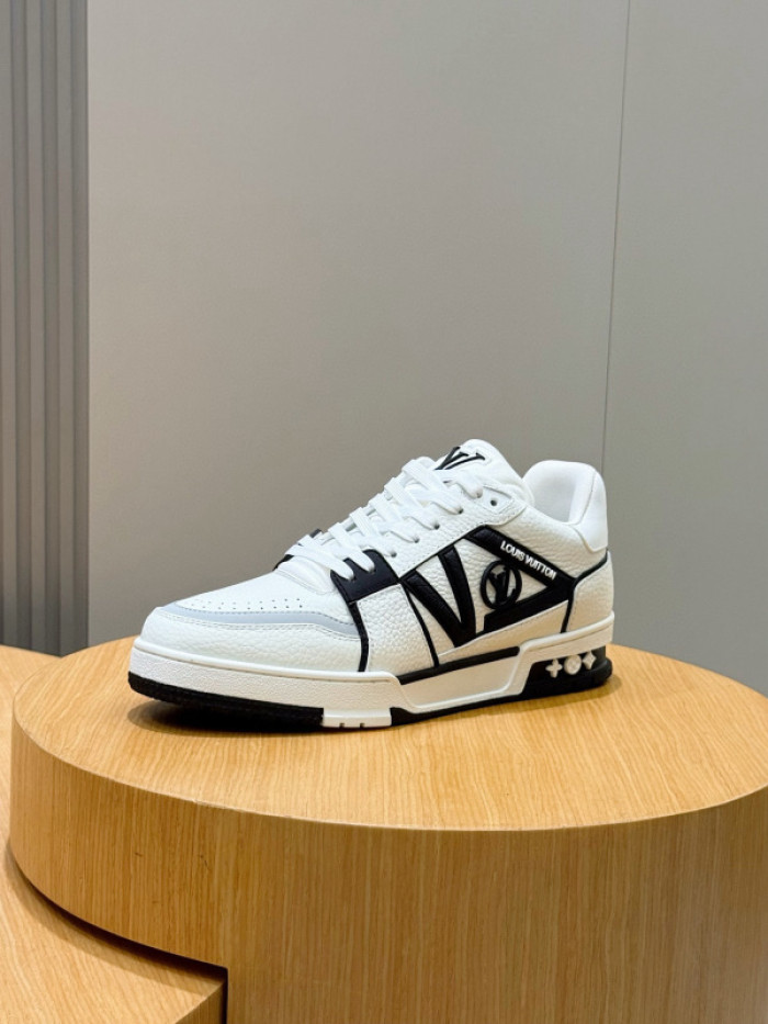 LV SNEAKER TRAINER FOR-LV412