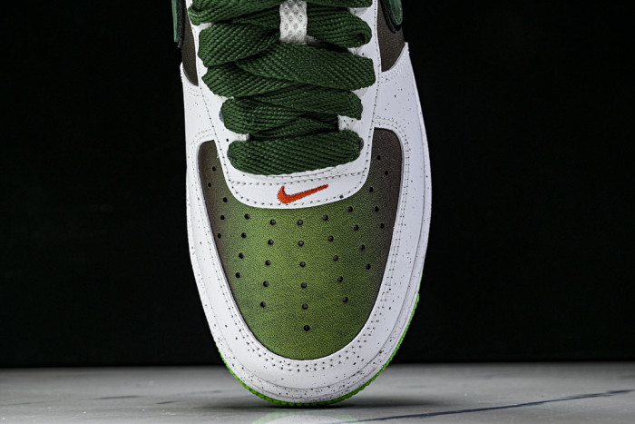 NIKE AIR FORCE 1 1