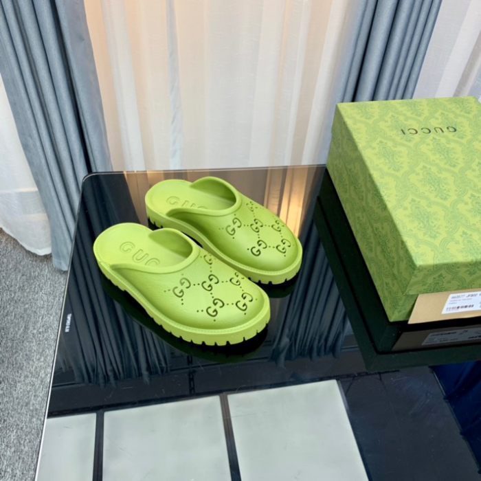 Gv*c slippers