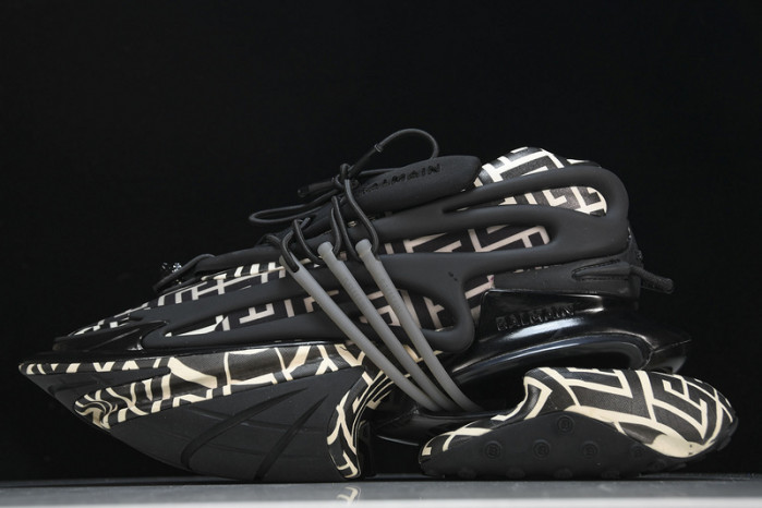 Balmain Sneakers FOR05