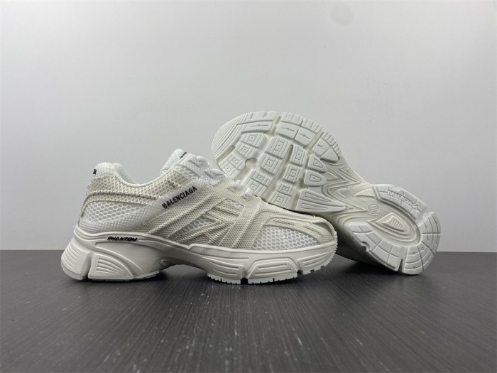 blcg   phanT0m  yeeshoes042101