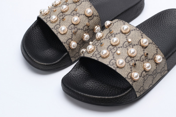 Gv*c slippers