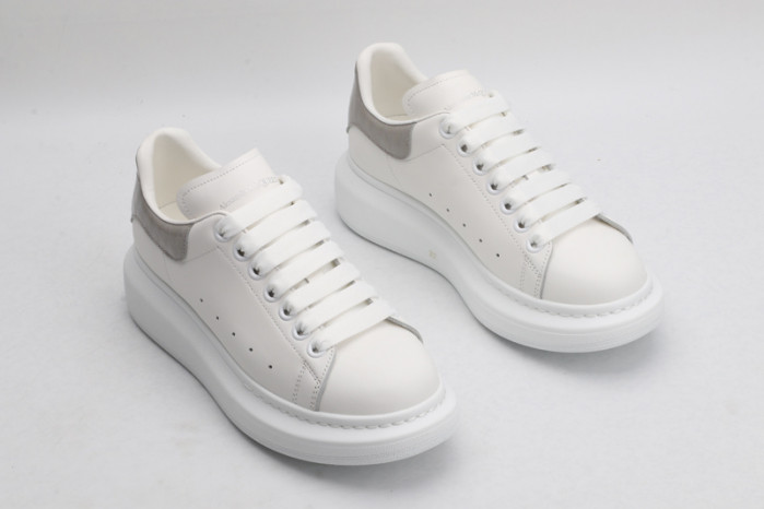 MQ Sneakers
