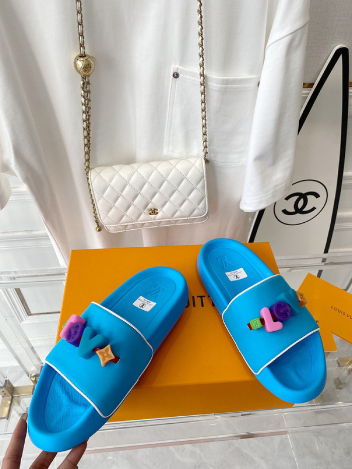LV SLIPPERS