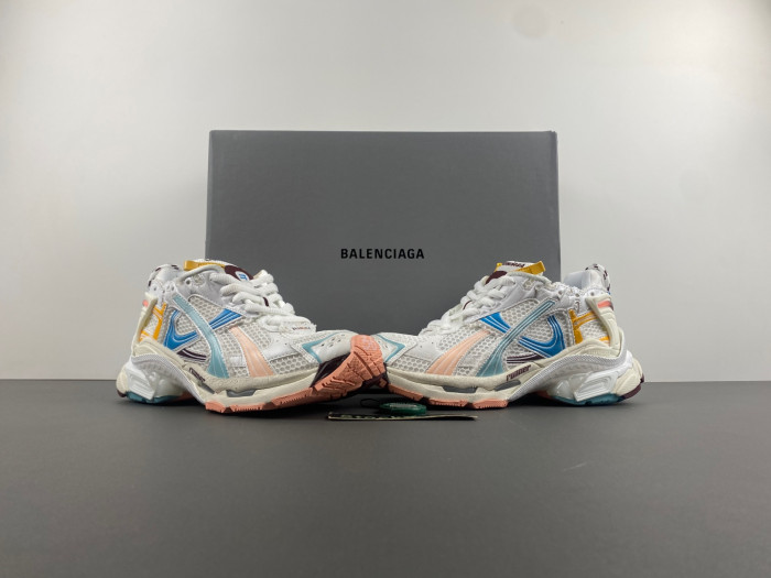 BLCG RUNNER  772774-W3RNY-0326