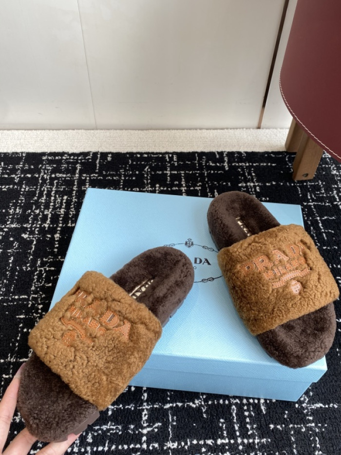 PRA*DA  SLIPPERS
