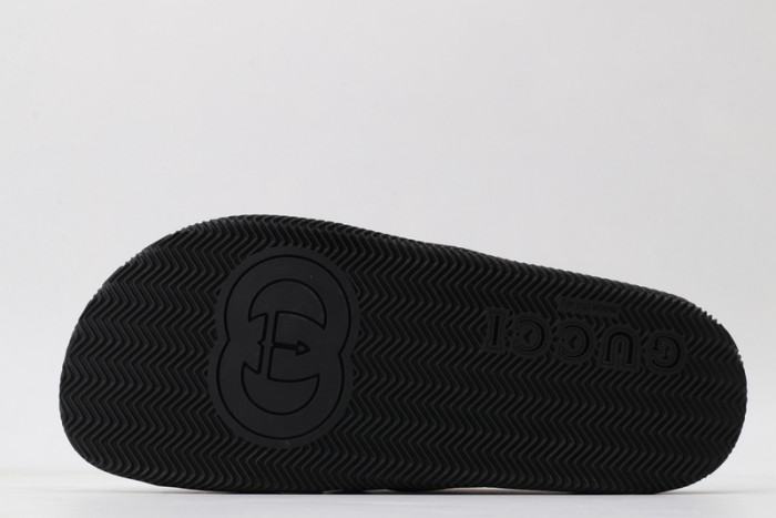 Gv*c slippers