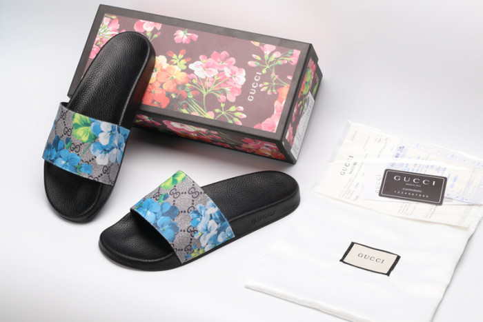 Gv*c slippers