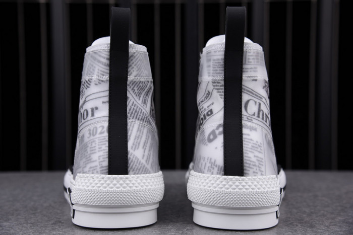 D10R B23 Oblique High Top Sneaker
